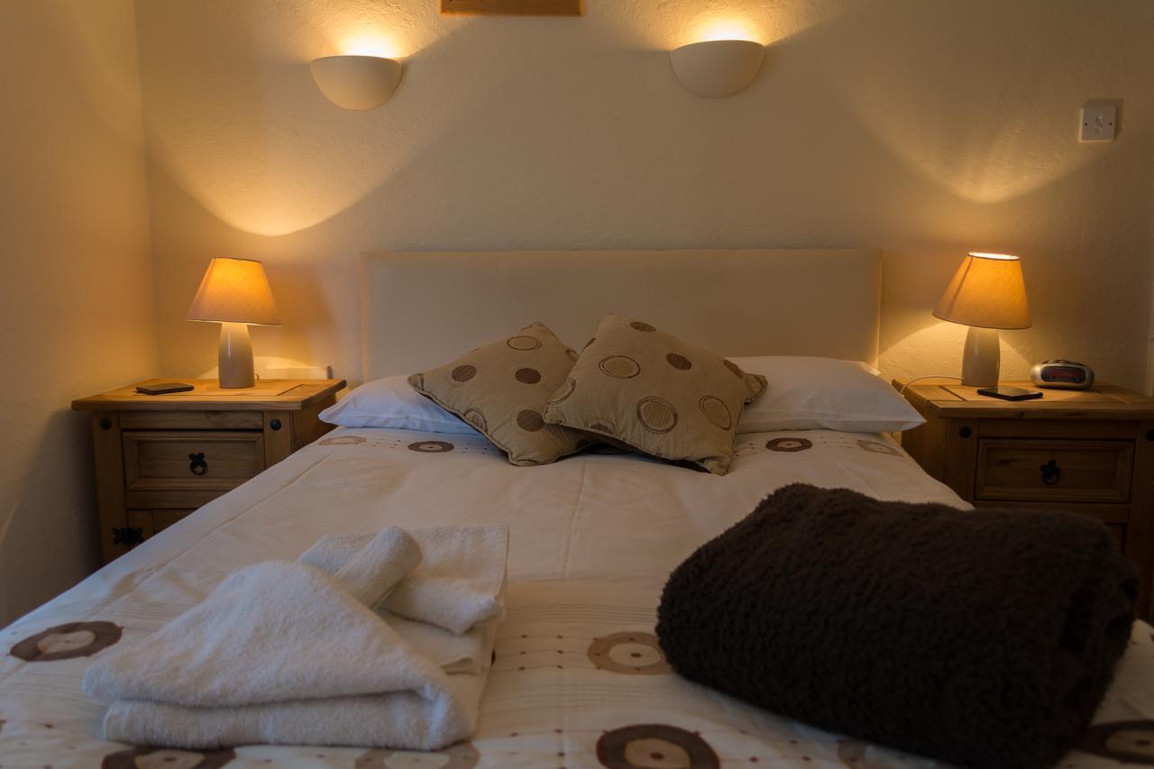 سويندون The Lodge المظهر الخارجي الصورة